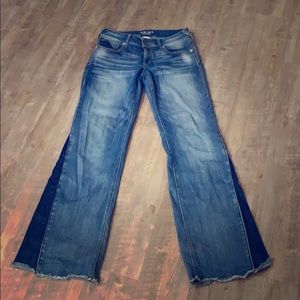 Ariat size 28 trouser wide leg with inset